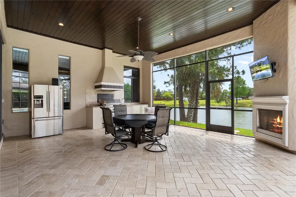 859 Isle Point Sanford FL 32771