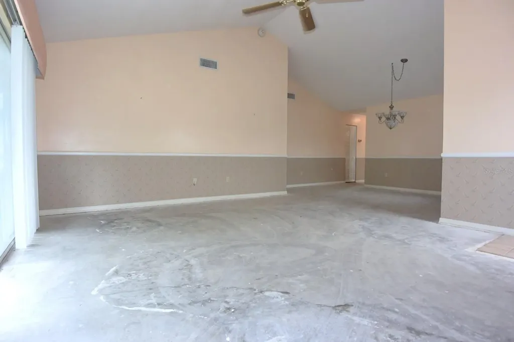 2401 SW 20th Court Ocala FL 34471