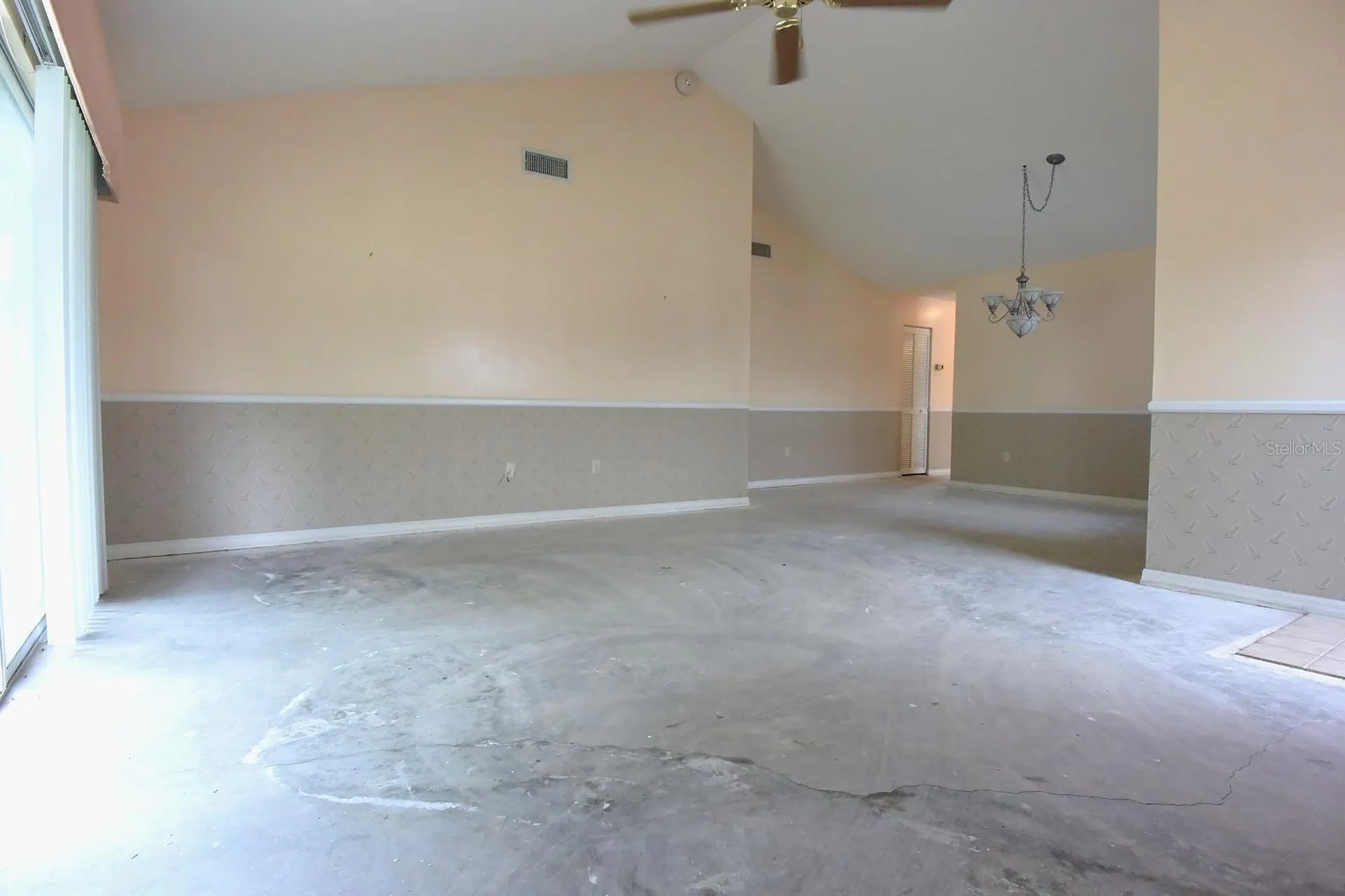 2401 SW 20th Court Ocala FL 34471