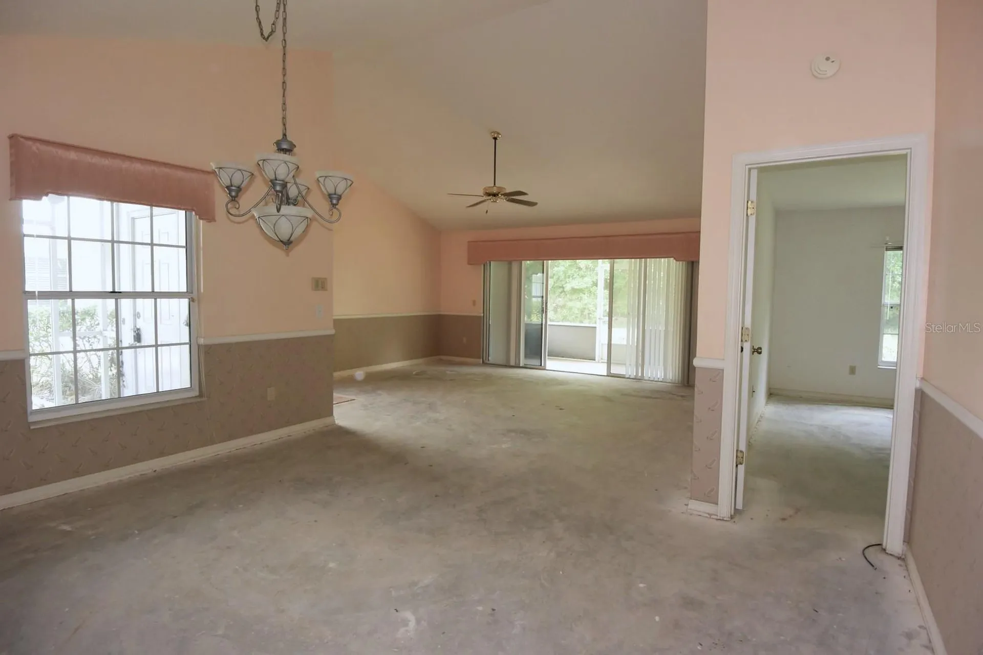 2401 SW 20th Court Ocala FL 34471