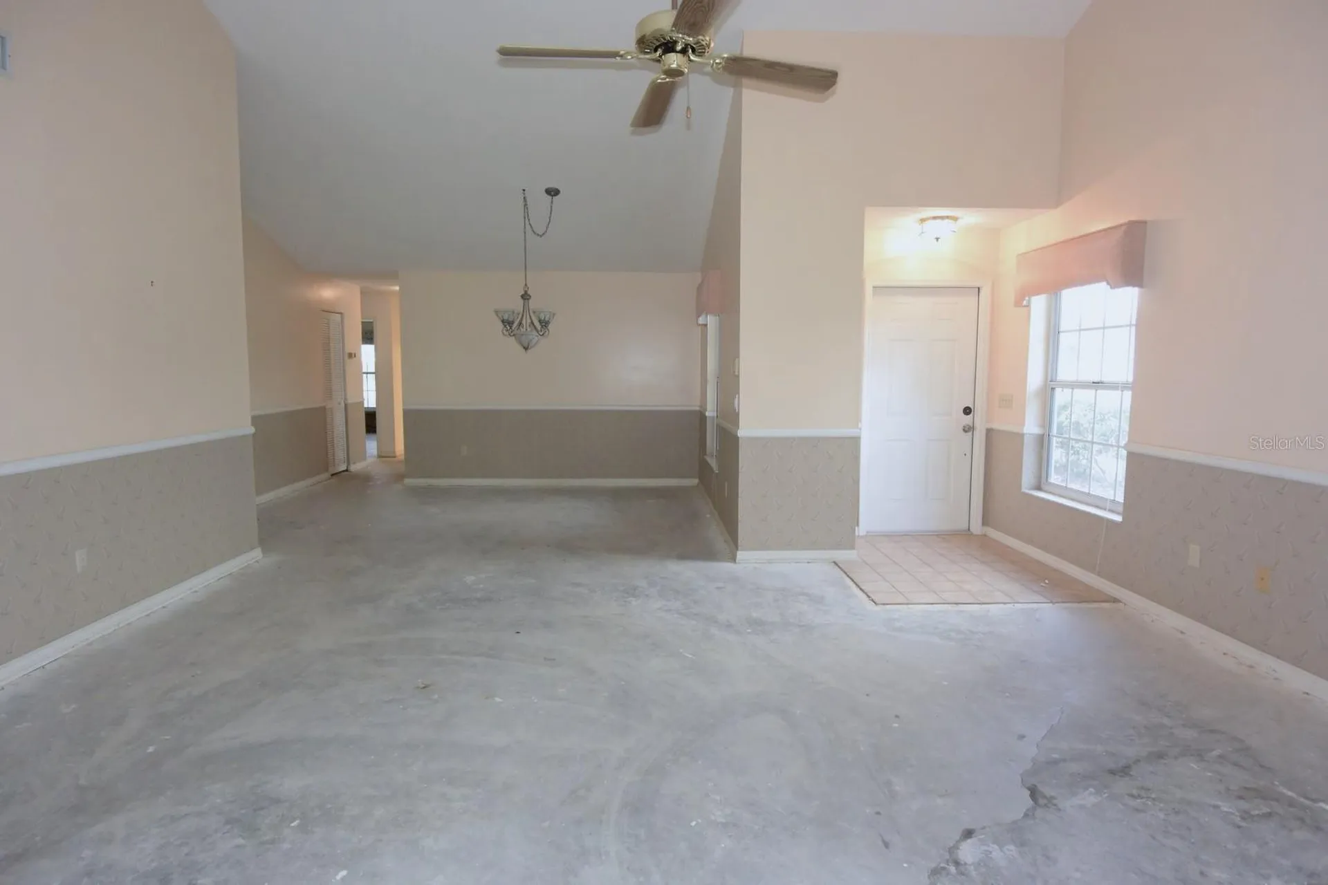2401 SW 20th Court Ocala FL 34471