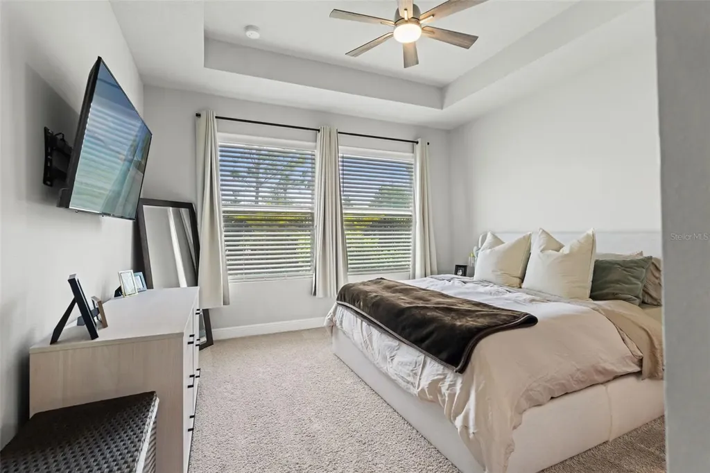 5607 Del Coronado Apollo Beach FL 33572