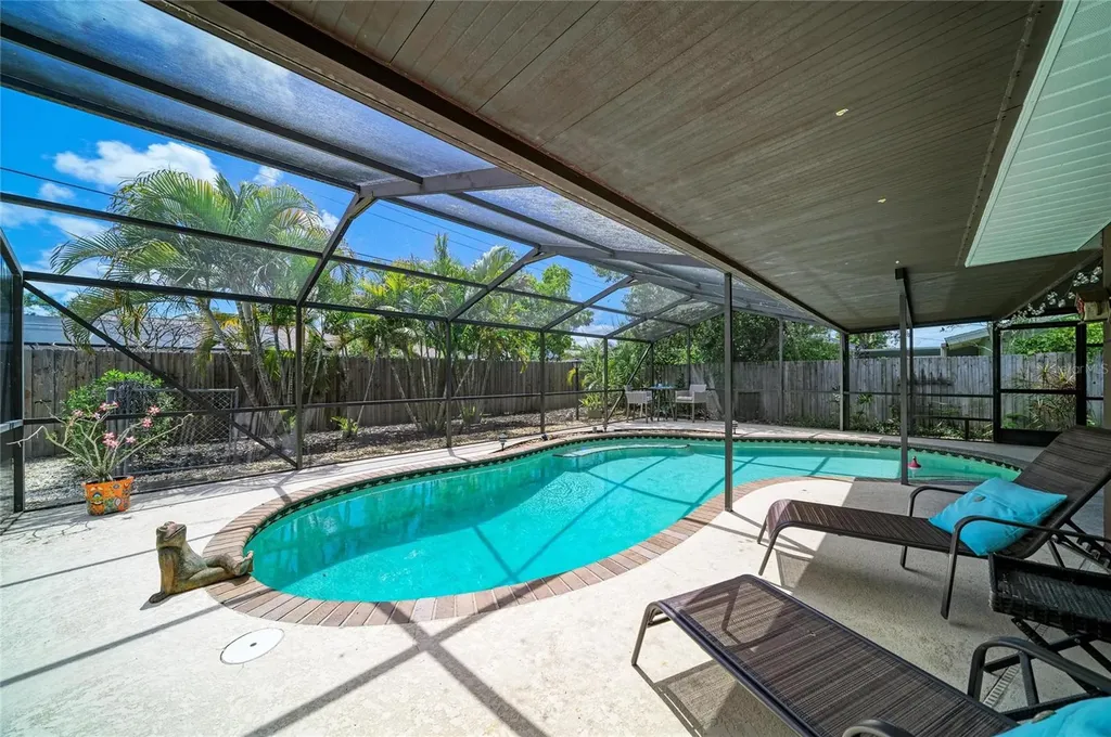 3720 Allenwood Street Sarasota FL 34232