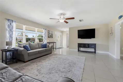 1060 Eva Street Deltona FL 32725