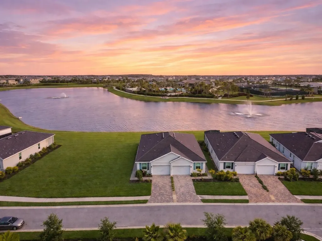 17817 Pastureland Avenue Lakewood Ranch FL 34211