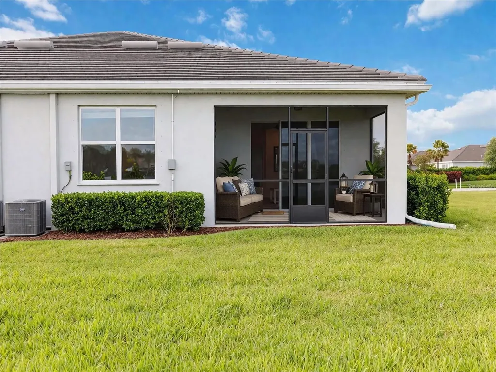 17817 Pastureland Avenue Lakewood Ranch FL 34211