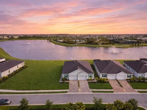 17817 Pastureland Avenue Lakewood Ranch FL 34211