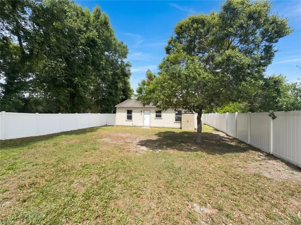324 Bassedena Circle S Lakeland FL 33805