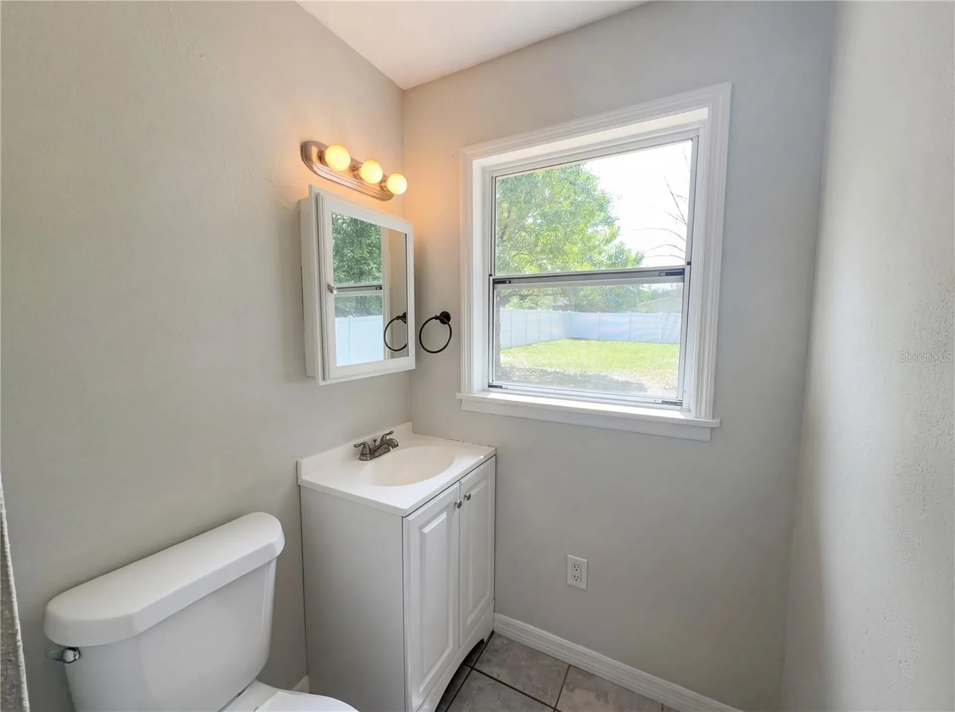 324 Bassedena Circle S Lakeland FL 33805
