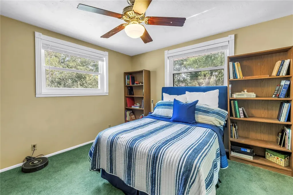 6505 Cedar Street NE St Petersburg FL 33702