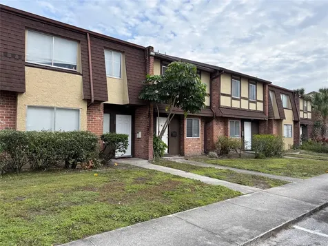 5123 Picadilly Circus Court Orlando FL 32839