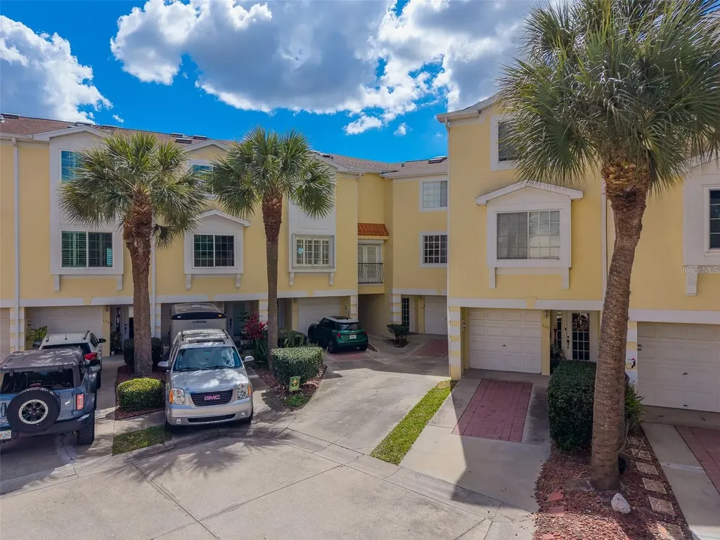 138 Brent Circle Oldsmar FL 34677