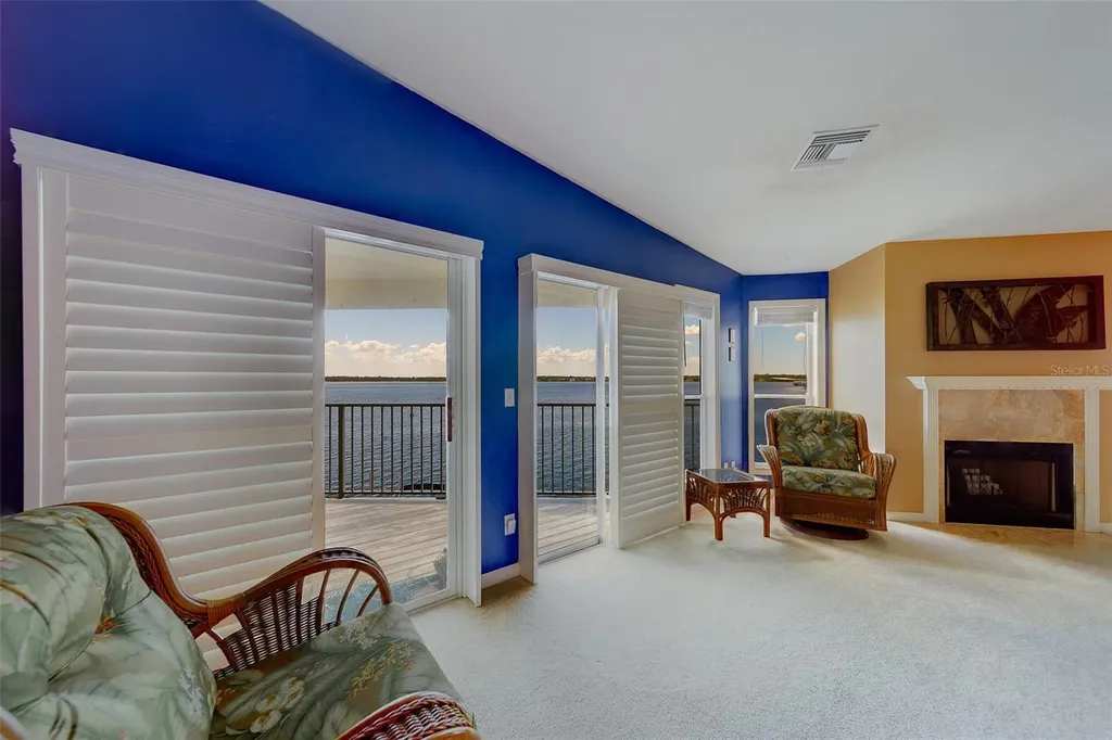 138 Brent Circle Oldsmar FL 34677
