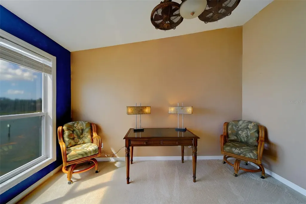 138 Brent Circle Oldsmar FL 34677