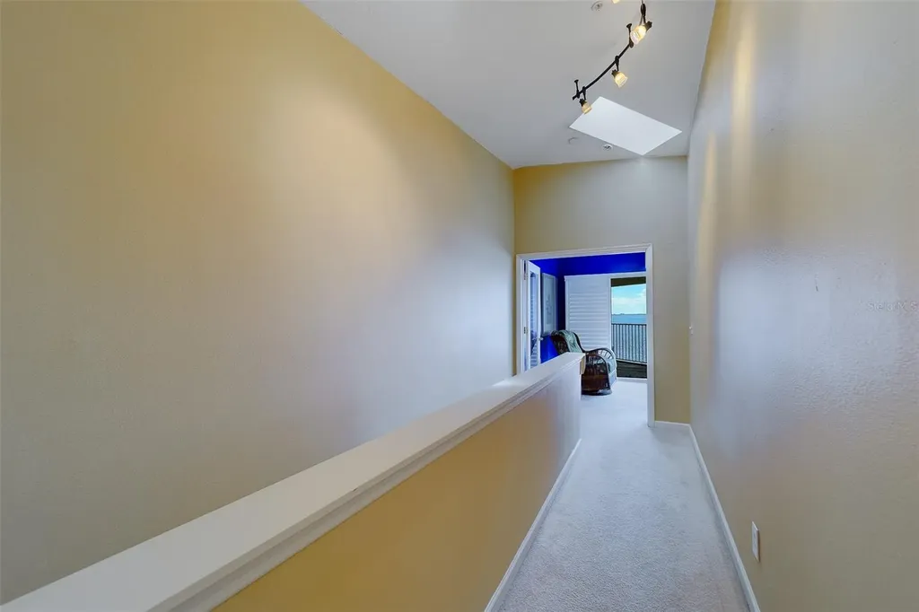 138 Brent Circle Oldsmar FL 34677