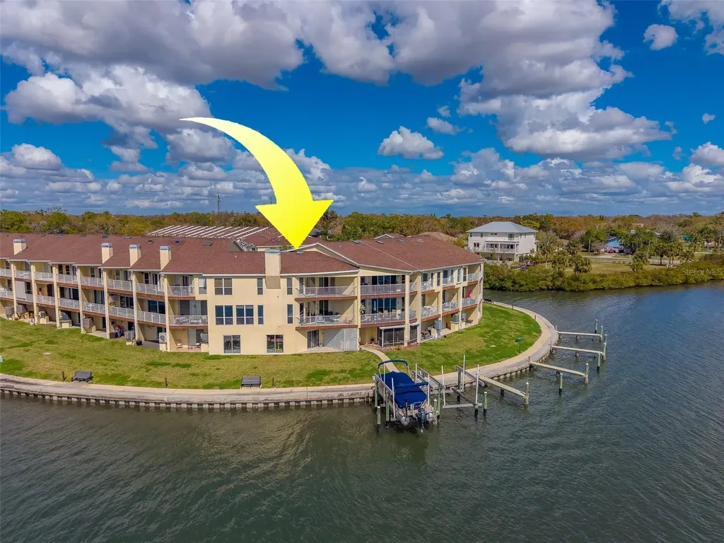 138 Brent Circle Oldsmar FL 34677