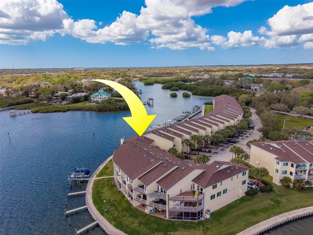 138 Brent Circle Oldsmar FL 34677
