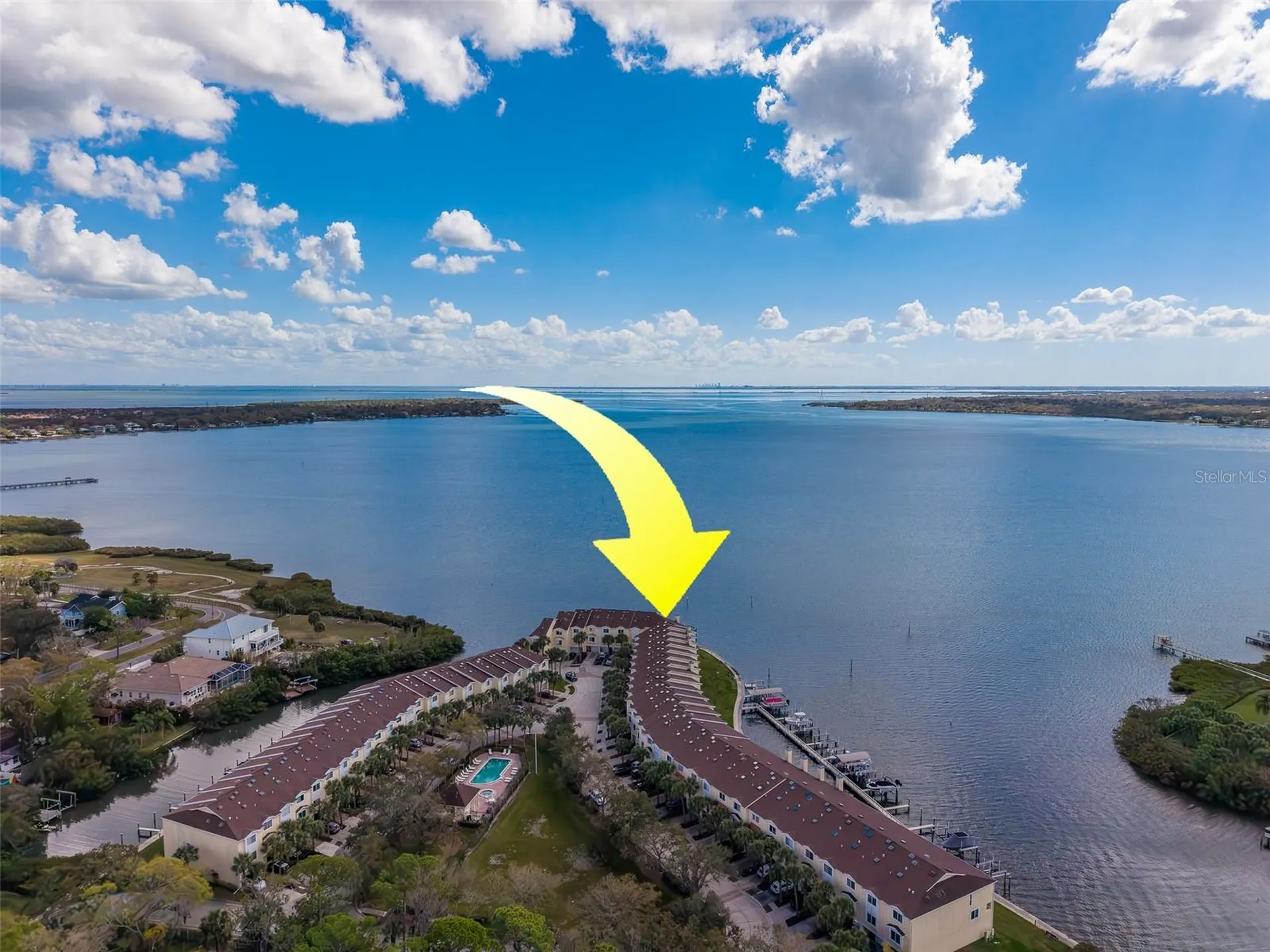 138 Brent Circle Oldsmar FL 34677