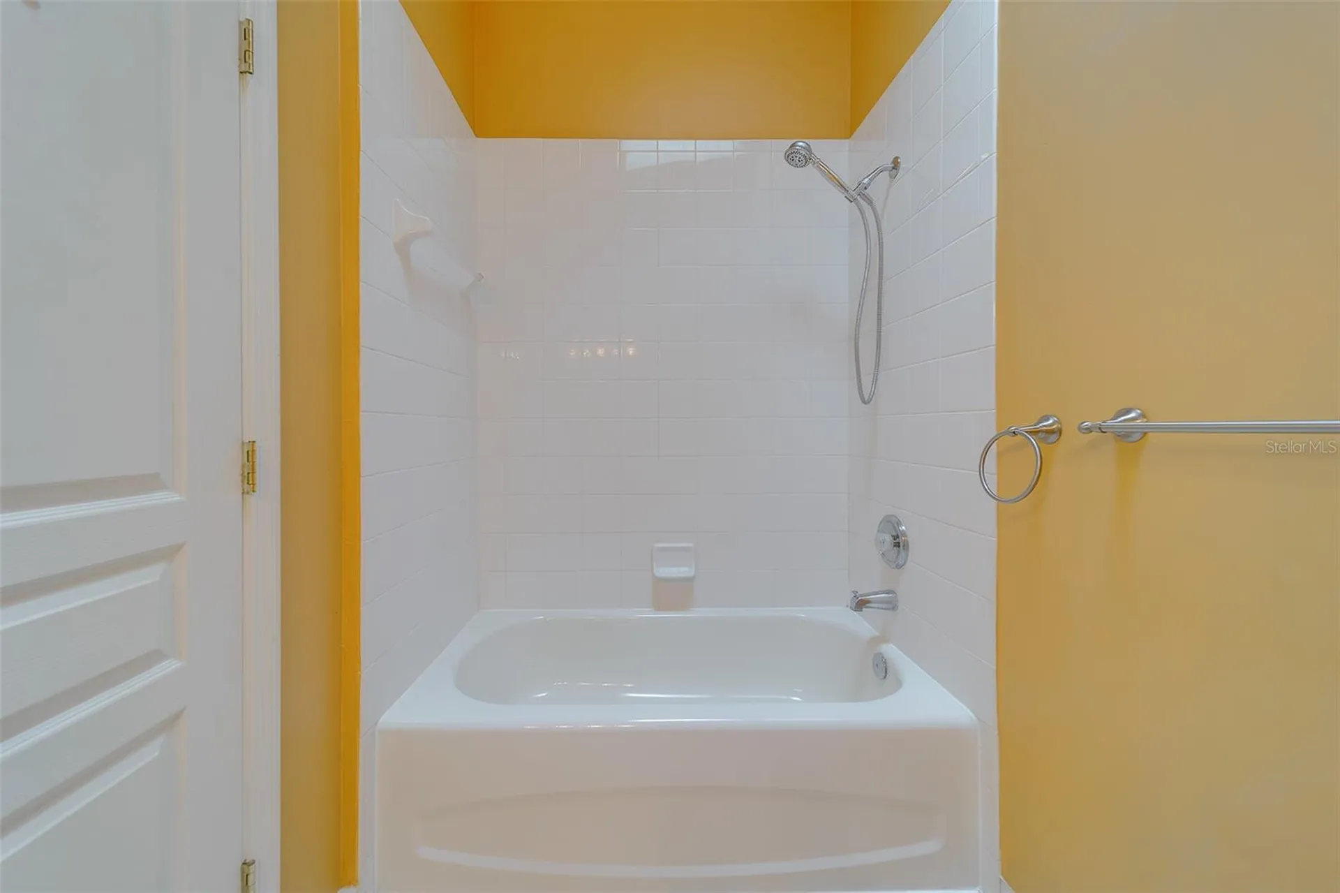 138 Brent Circle Oldsmar FL 34677