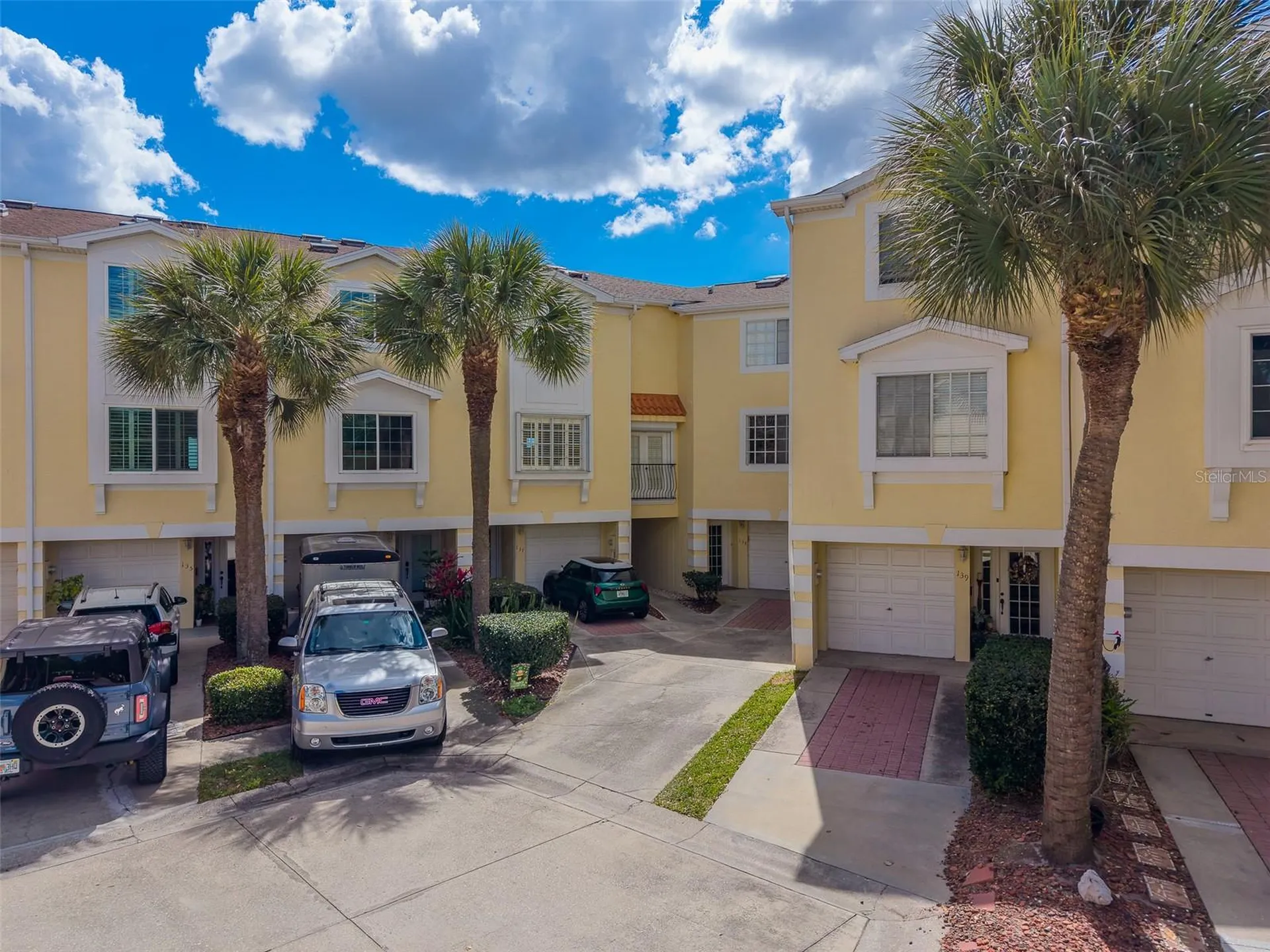 138 Brent Circle Oldsmar FL 34677