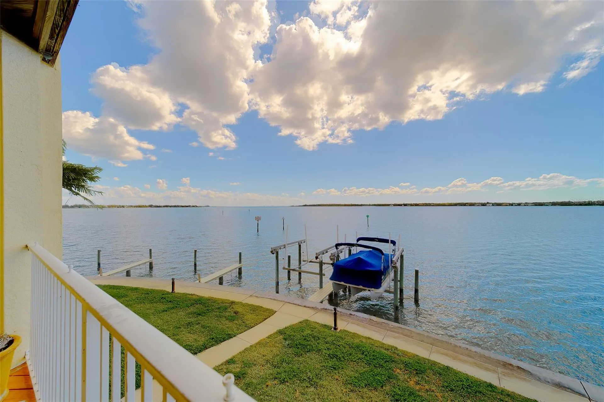 138 Brent Circle Oldsmar FL 34677
