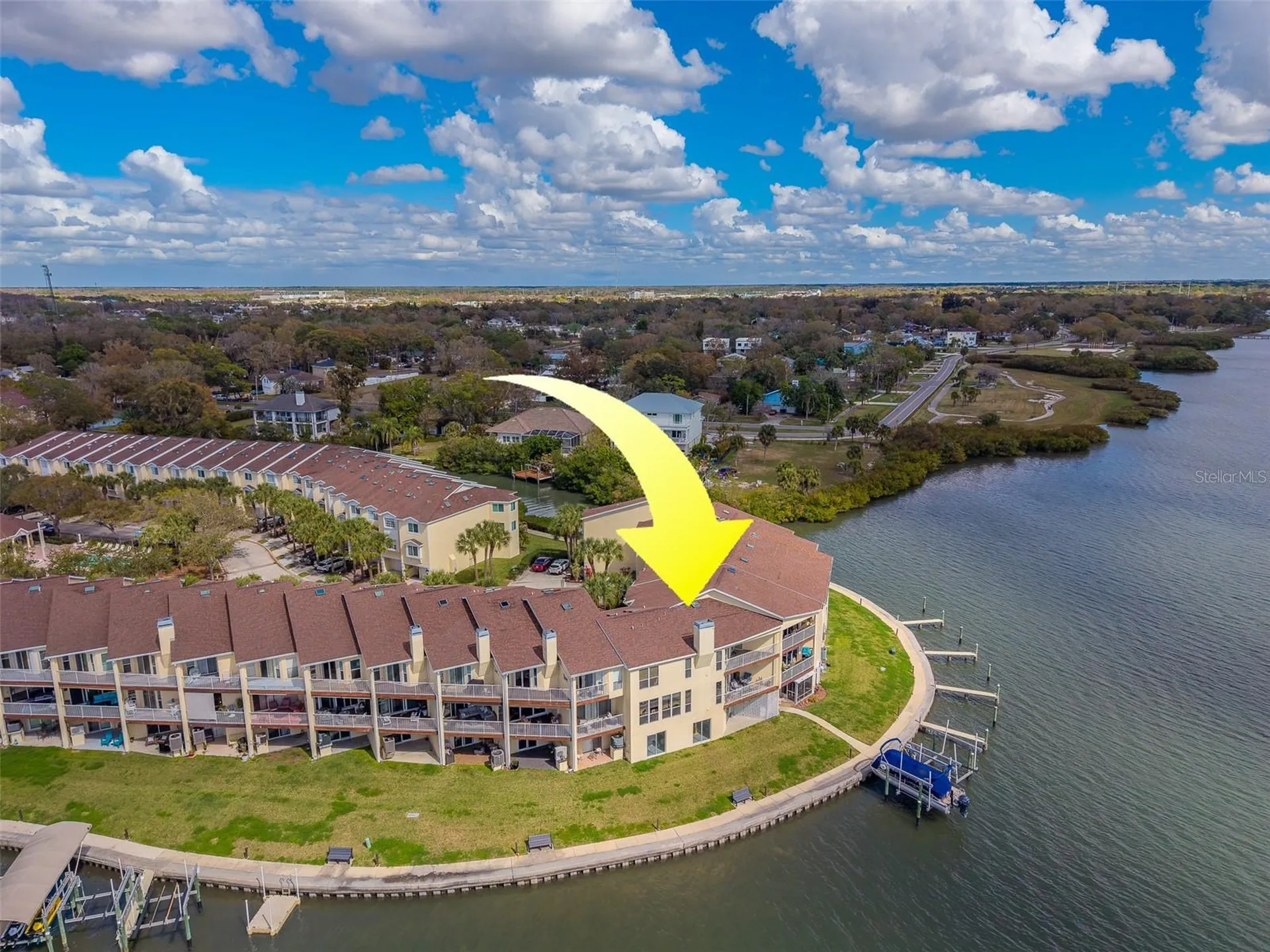 138 Brent Circle Oldsmar FL 34677