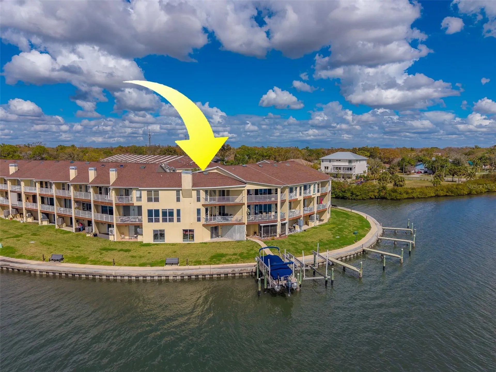 138 Brent Circle Oldsmar FL 34677