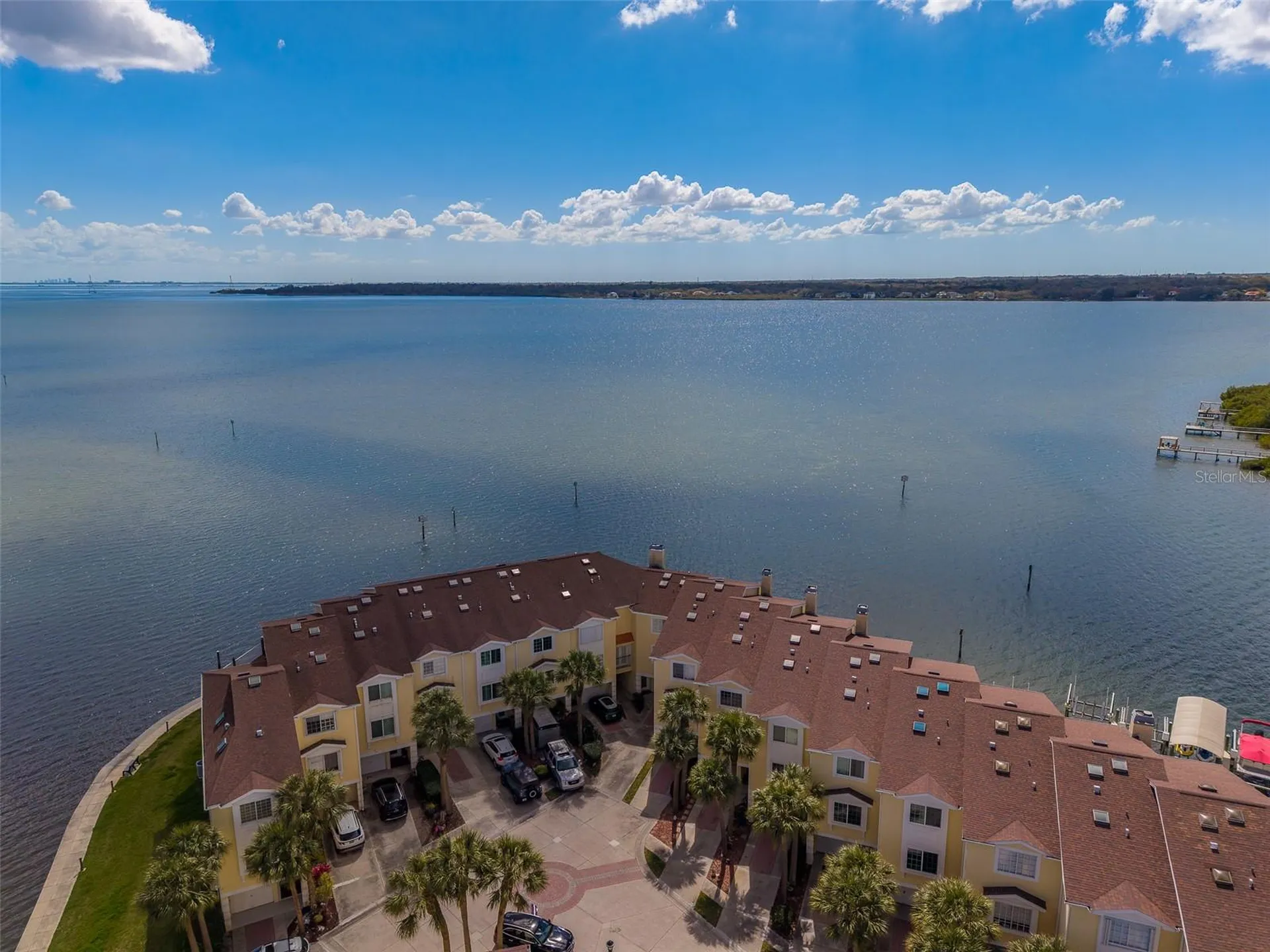 138 Brent Circle Oldsmar FL 34677