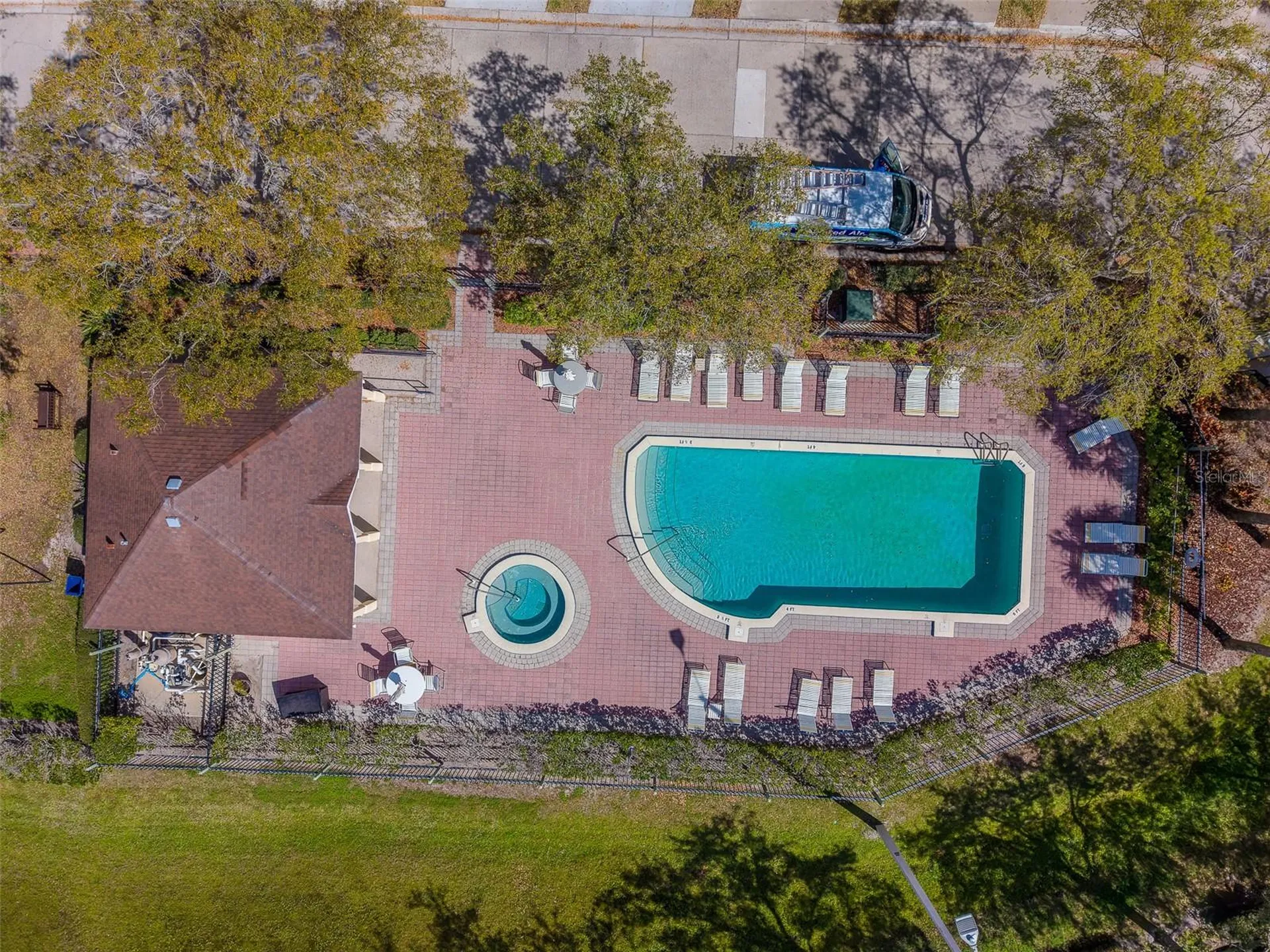 138 Brent Circle Oldsmar FL 34677