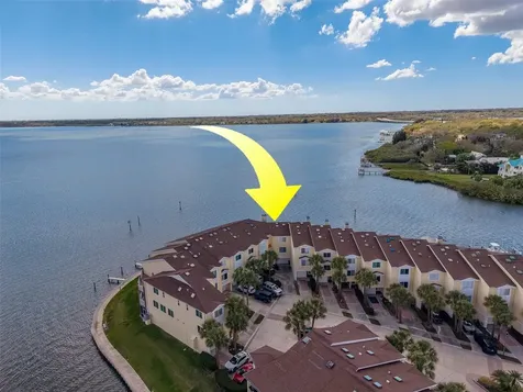 138 Brent Circle Oldsmar FL 34677