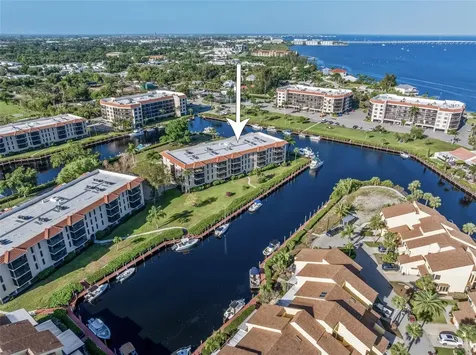 25188 Marion Avenue Punta Gorda FL 33950