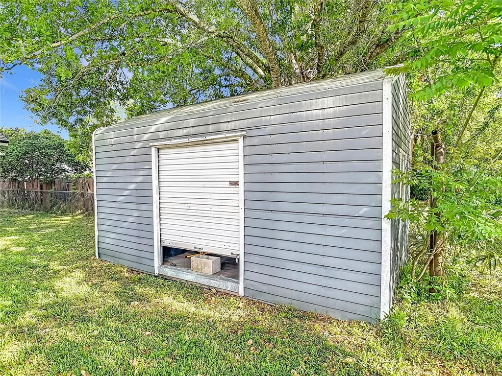 1865 Pioneer Trail New Smyrna Beach FL 32168