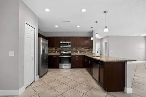 202 Amesbury Lane Kissimmee FL 34758