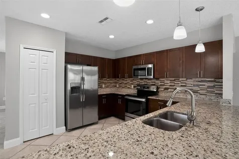 202 Amesbury Lane Kissimmee FL 34758