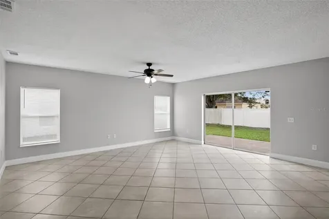 202 Amesbury Lane Kissimmee FL 34758