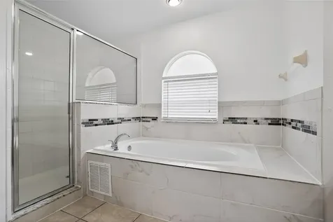 202 Amesbury Lane Kissimmee FL 34758