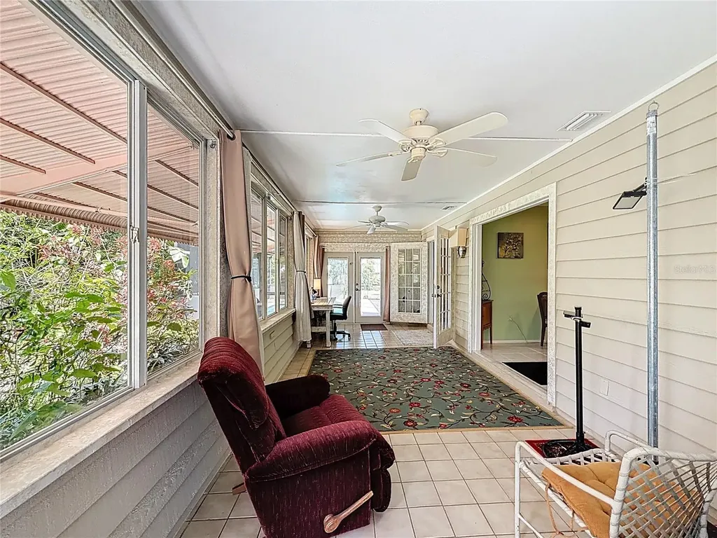 601 E Seminole Drive Venice FL 34293