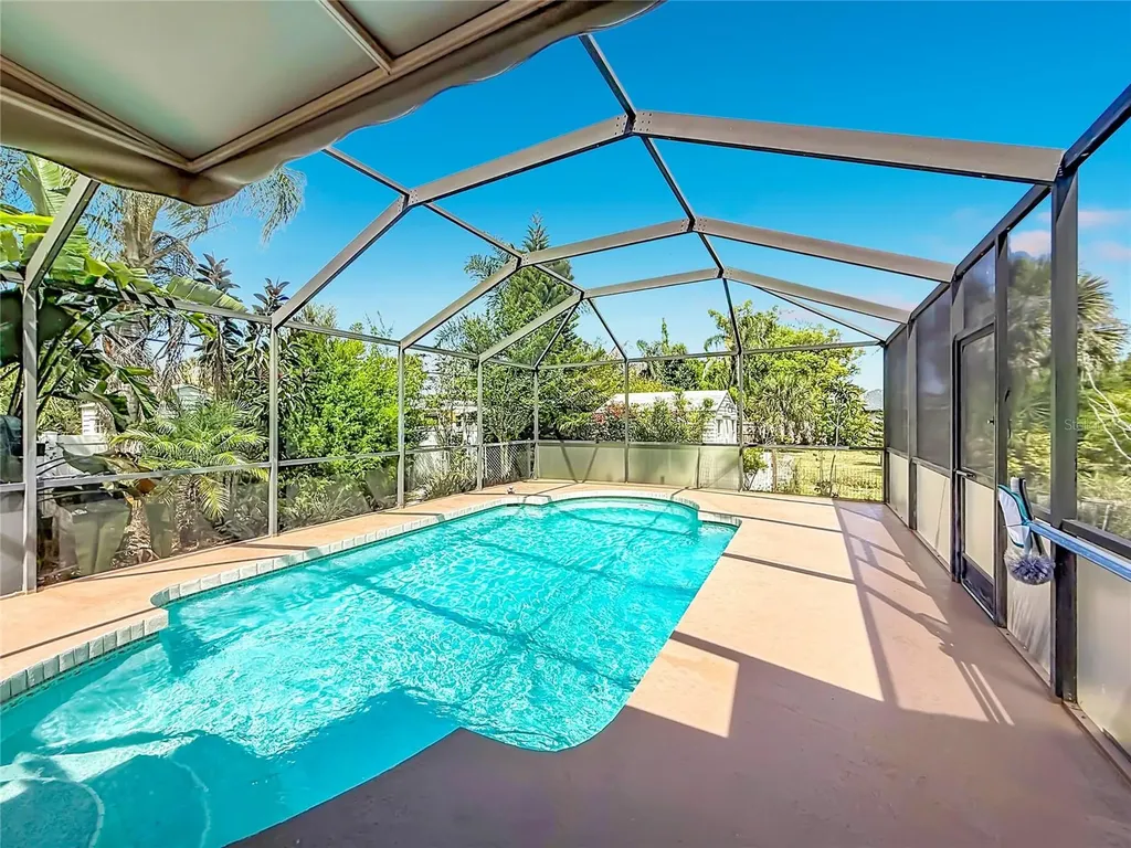 601 E Seminole Drive Venice FL 34293