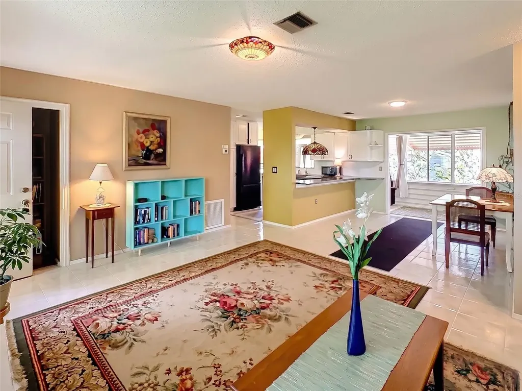 601 E Seminole Drive Venice FL 34293