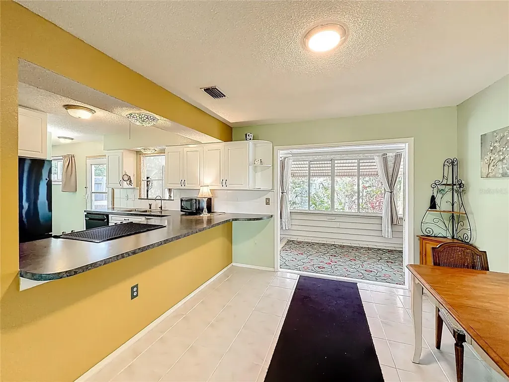 601 E Seminole Drive Venice FL 34293