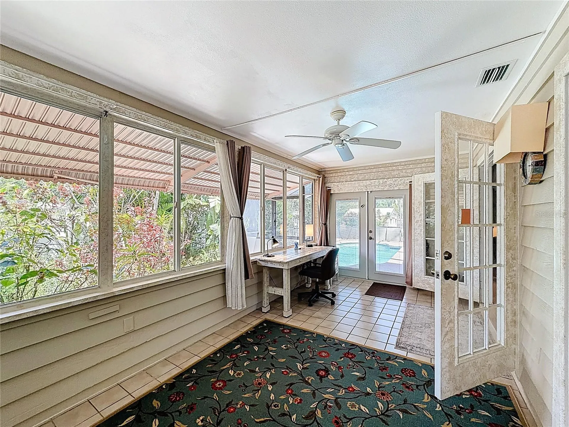 601 E Seminole Drive Venice FL 34293