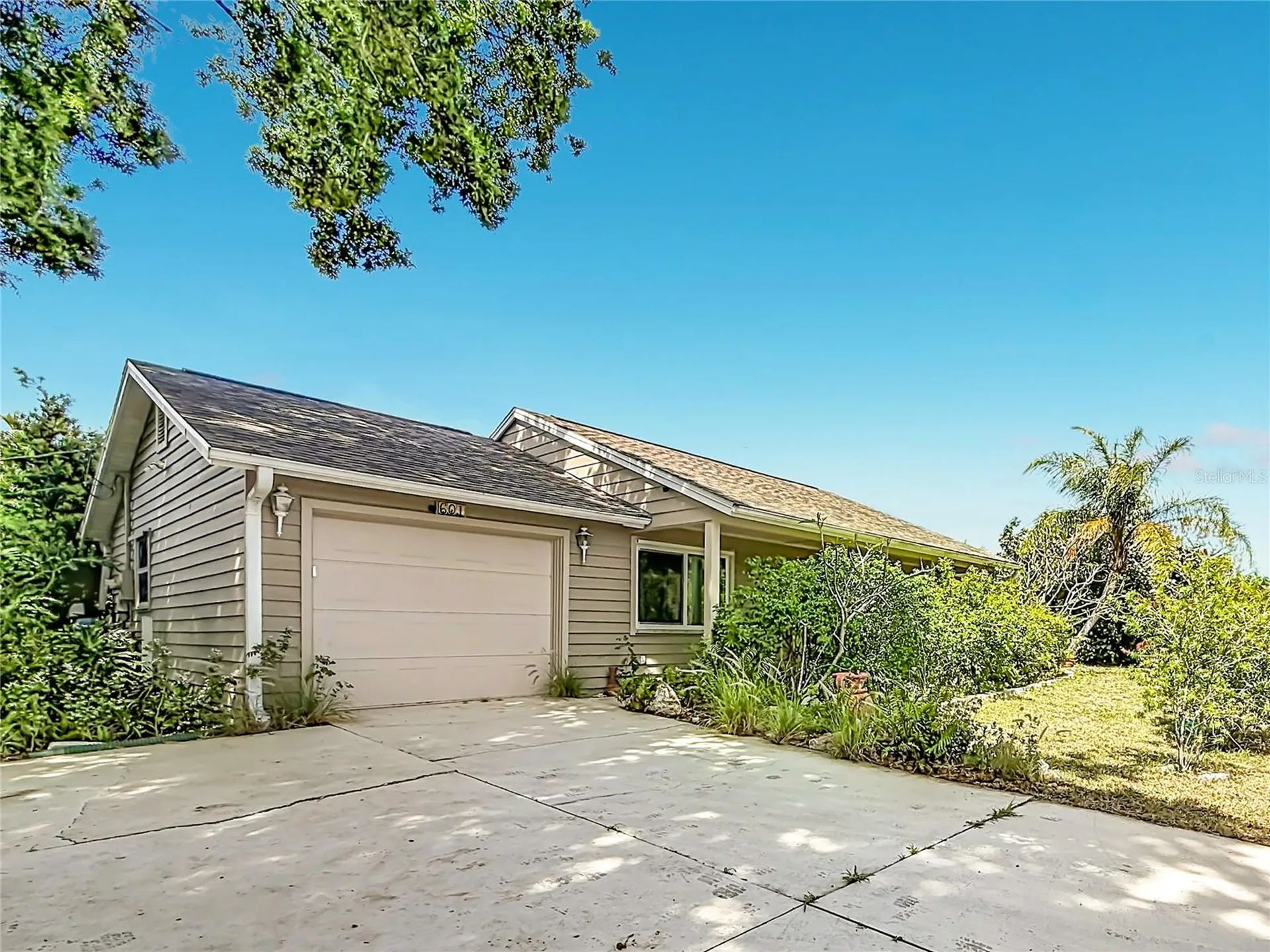 601 E Seminole Drive Venice FL 34293