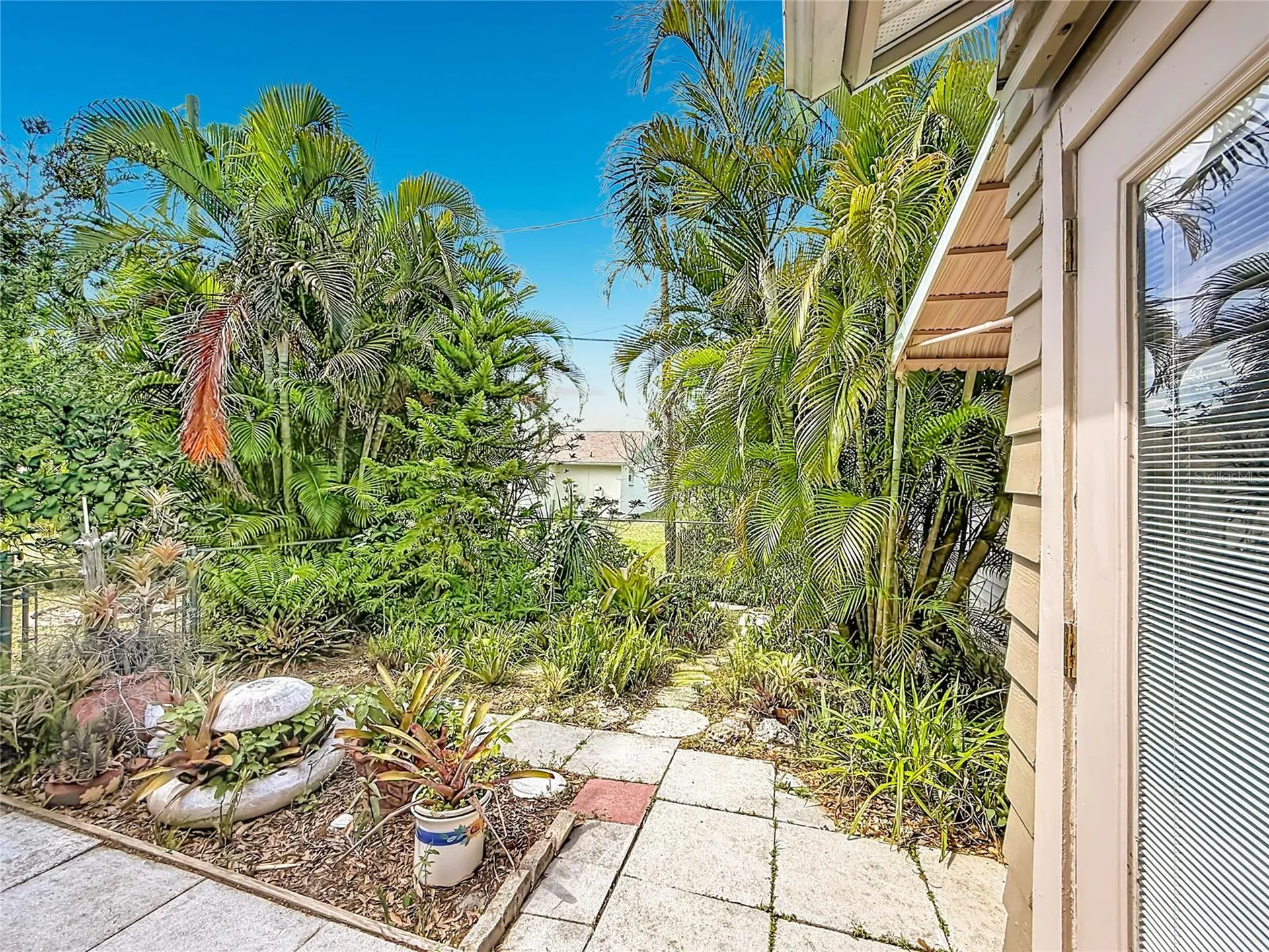 601 E Seminole Drive Venice FL 34293
