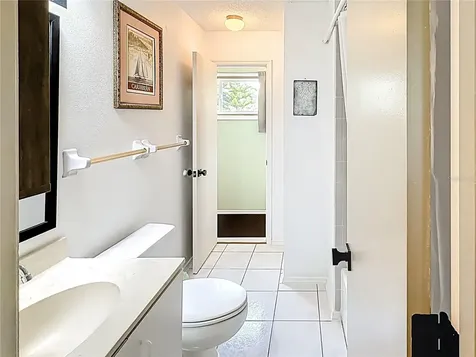 601 E Seminole Drive Venice FL 34293