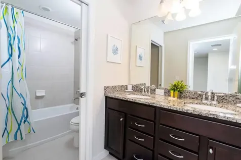 2411 Dubai Street Kissimmee FL 34747