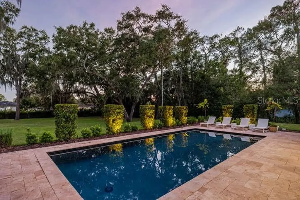 4650 10th Street Sarasota FL 34232