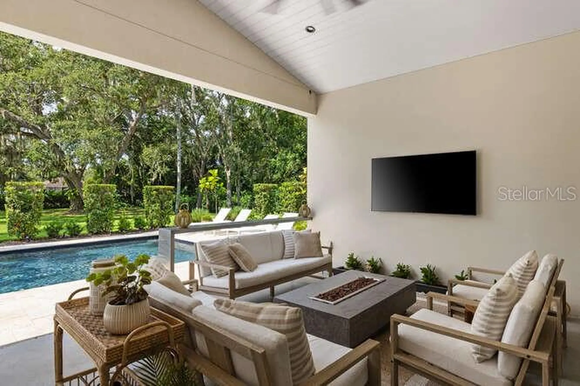 4650 10th Street Sarasota FL 34232