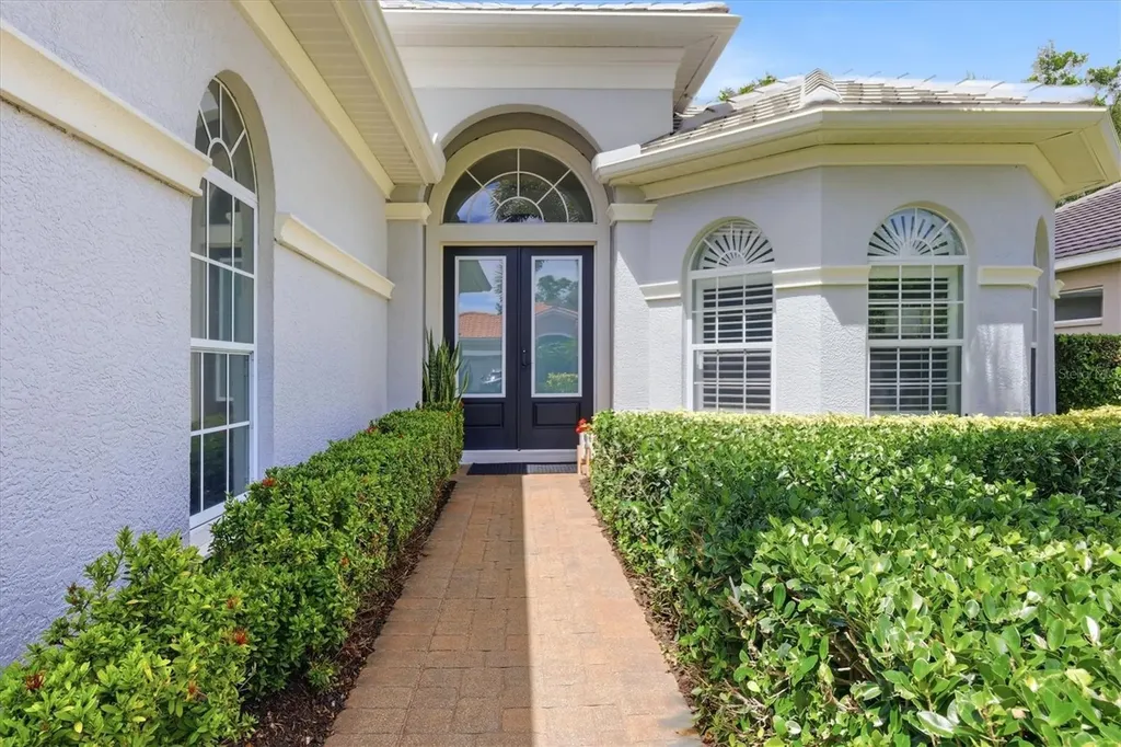 12323 Thornhill Court Lakewood Ranch FL 34202
