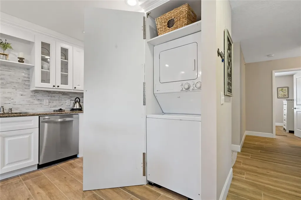 340 Moorings Cove Drive Tarpon Springs FL 34689