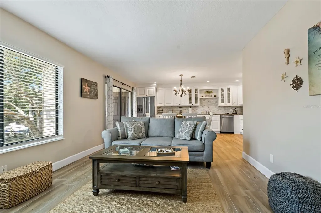 340 Moorings Cove Drive Tarpon Springs FL 34689